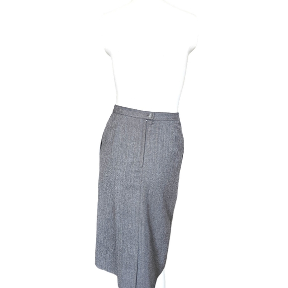 Vintage Saville Petite Gray Skirt Suit - Picture 11 of 15